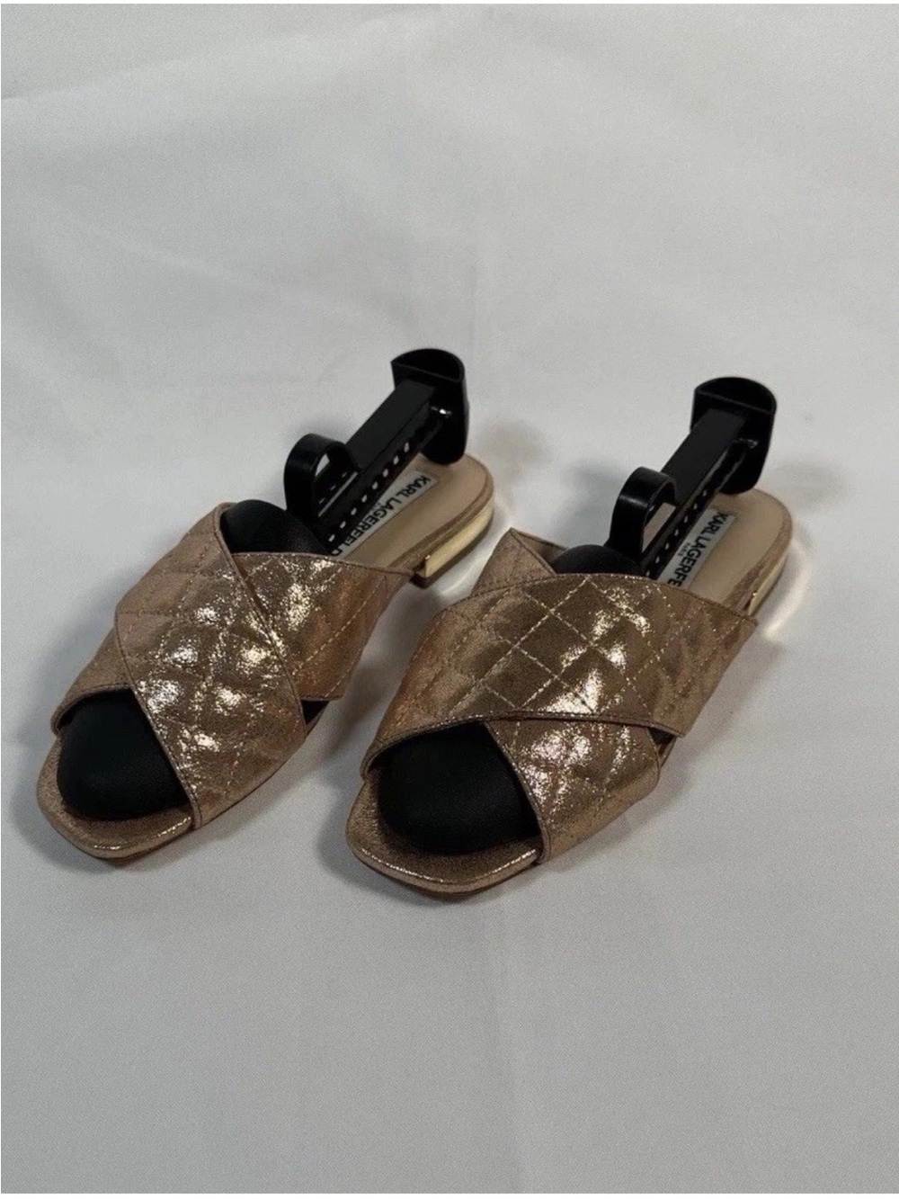 Karl Lagerfeld Flat Sandals Gold Leather Size 7 Designer Chic Paris